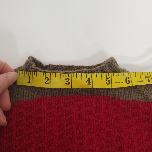 Hand Knit Lightweight kids Top, Sz 5/6 year old - Picture 8 of 12